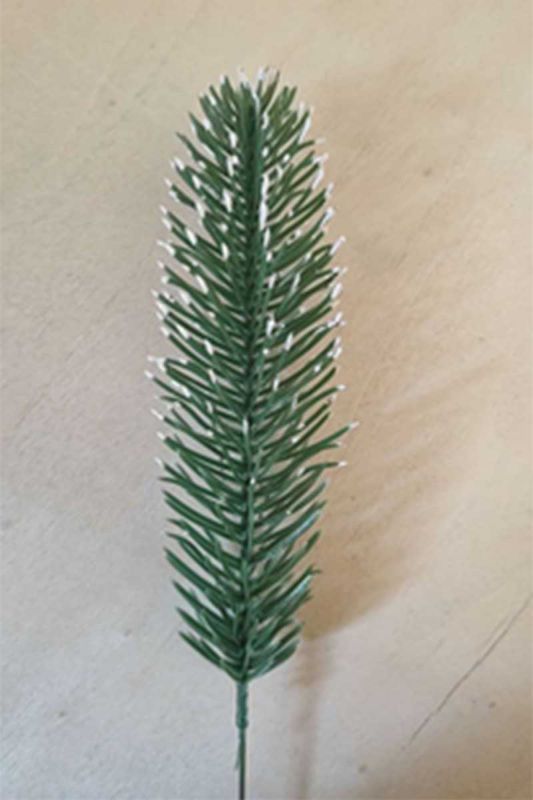 Ёлка литая «Иней» с шишками и ягодами